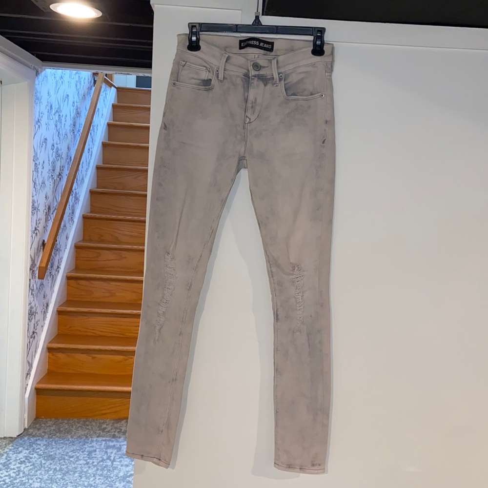 Express mid rise distressed skinny jeans